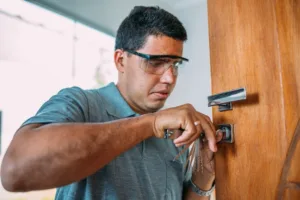 commercial locksmith Memphis TN